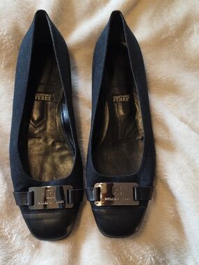 Gianfranco Ferre Black Leather & Suede Metal-Accent Ballet Flats